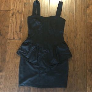 GUC black peplum dress